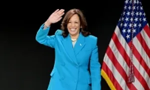 Thời trang tranh cử của bà Kamala Harris