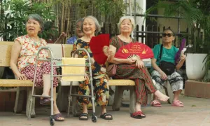 Gánh nặng bệnh tật tăng ở người cao tuổi, có bệnh nền